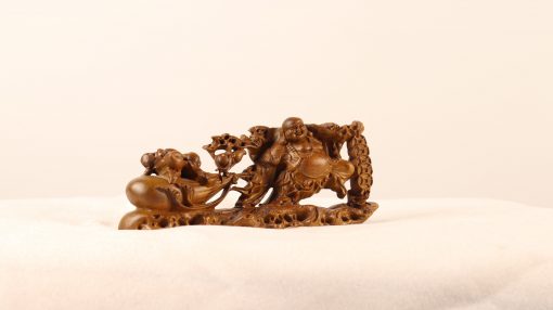 Tượng Phật Di Lặc đứng